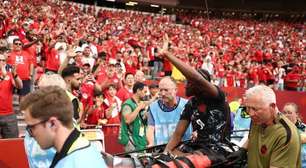 Jogador do Canadá quebra perna contra Catar; veja imagens