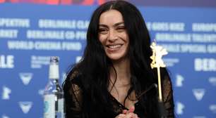 "Pior momento da minha vida": Charli XCX faz desabafo corajoso sobre saúde mental longe dos holofotes