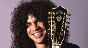 Os 2 melhores vocalistas de rock, segundo Slash