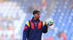 Yamal freia expectativa e descarta jogar 90 minutos contra a Arábia: "Não é o momento"