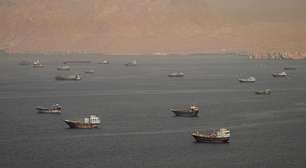 Irã anuncia fechamento do Estreito de Ormuz após ataques de Israel no Líbano