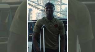 Jogador do Canadá ganha recepção calorosa após cirurgia na perna
