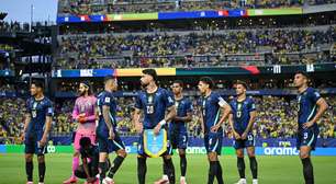 Por que Seleção está jogando com meião preto após 90 anos?