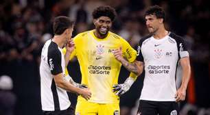 Dez jogadores do Corinthians atingiram 2000 minutos em campo no primeiro semestre