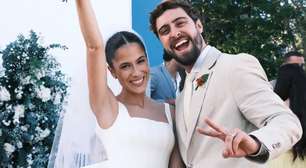 Vestido de noiva minimalista com decote profundo e laço gigantesco nas costas: esposa de Eike Duarte, Natália Vivacqua aposta em moda elegante para casamento com o ator; veja fotos!