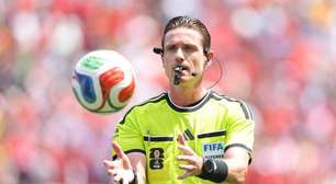 Fifa confirma arbitragem brasileira para Suíça x Canadá pela Copa do Mundo