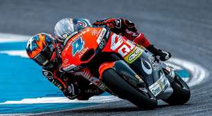 Moto2: Na útlima curva, Ortolá supera David Alonso e conquista vitória inédita no GP da Tchéquia