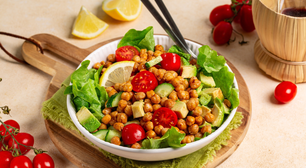 Salada de Grão-de-Bico: Receita Fácil e Nutritiva para o Dia a Dia