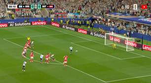 'Pipocou': veja a repercussão do pênalti perdido que adiou recorde de Messi na Copa