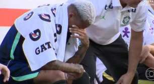 Cortado da Seleção, Wesley avança em recuperação, treina na piscina e joga bola; veja vídeo