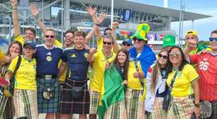 Escoceses fazem festa, mas torcida do Brasil domina clima no Hard Rock Stadium
