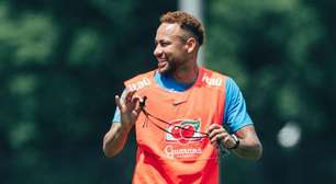 Neymar adota postura mais discreta e aceita reserva na Seleção