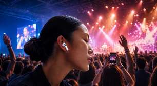 Cada vez mais pessoas vão a shows com AirPods nos ouvidos; o motivo é simples: eles funcionam como protetores auriculares