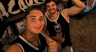 Torcedores do Corinthians lotam encontro em Miami e fazem festa ao som de batuques da arquibancada