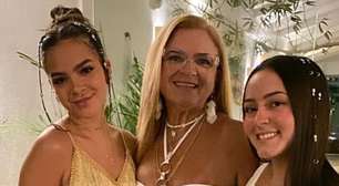 Mel Maia ganha diamante feito com as cinzas da mãe para homenageá-la