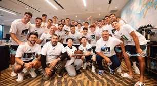 Festa de aniversário de Messi tem camisa personalizada na seleção Argentina