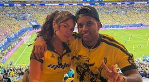 Rodrygo aparece com Maisa em jogo da Seleção e reacende rumores de romance