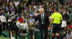 Técnico do México admite surpresa com postura tcheca e enaltece Ochoa: "Uma lenda"