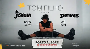 Tom Filho apresenta a turnê "Jovem Demais" no Teatro Unisinos, em Porto Alegre, no dia 12 de julho