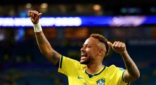Neymar volta após 981 dias e celebra retorno na Seleção: "Emoção muito grande"