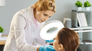 Avaliação dermatológica: veja por que ela é importante antes de um tratamento estético