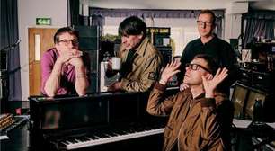 Blur só deve se reunir quando o Oasis acabar, diz baixista