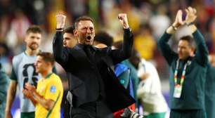 "Vamos tentar fazer algo especial", diz técnico da Austrália sobre classificação na Copa do Mundo