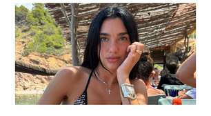 O refúgio espanhol de Dua Lipa (30 anos) é uma pequena vila nas Ilhas Baleares: 'As pessoas aqui na Espanha têm muita luz'