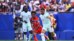 Resumo do dia: sexta de Copa do Mundo tem treta, classificação pelo celular e 'frango'