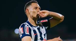 Alianza Lima quebra o silêncio sobre negociação de Renzo Garcés com o Grêmio