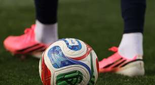 Treinador pede demissão após eliminação na Copa do Mundo 2026