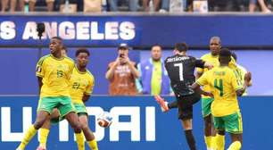"Senti o país chutando junto", diz Eustáquio após marcar gol da classificação do Canadá