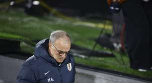 Bielsa desabafa em despedida do Uruguai: 'Me deixaram sozinho'