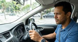 O que significa a sigla CVT na transmissão do carro e por que alguns motoristas sentem que o motor fica acelerado mesmo sem o carro andar rápido