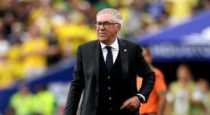 Calma e 'pesar a área': o que Ancelotti falou aos jogadores no intervalo antes da virada contra o Japão