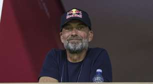 Klopp evita alimentar rumores sobre assumir a Alemanha: "Não é o momento"