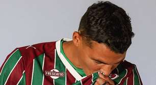 Thiago Silva se apresenta no Centro de Treinamento e inicia treinos no Fluminense