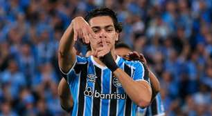 Torcida do Grêmio reage a números do novo reforço para o ataque: "40 jogos e 1 gol"