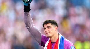 Herói do Paraguai na Copa: quem é o goleiro que vendeu as próprias roupas para cuidar do filho