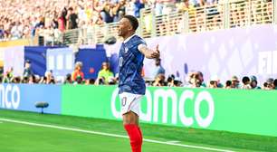 Resumo do dia: terça de Copa tem treinador estressado, previsão bizarra de bruxo e nova marca de Mbappé