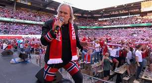 Ovelha? Famoso vocalista de metal da Noruega aparece cantando na CazéTV