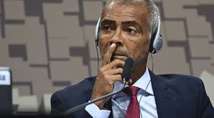 'Será integralmente devolvido aos cofres públicos': a favor do fim da escala 6x1, Romário abre mão do salário de senador durante a Copa do Mundo 2026