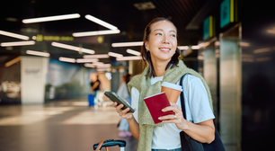 Vai viajar sozinho? Saiba como organizar o dinheiro e conhecer pessoas no caminho