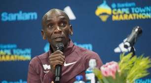 Dez anos após o ouro no Rio, Eliud Kipchoge volta ao Brasil para correr em Porto Alegre