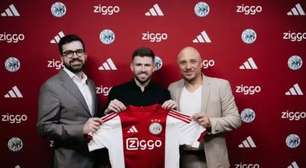 Ajax anuncia lateral Caio Henrique, ex-Monaco, até 2030