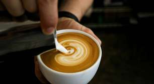 Os pesquisadores são claros ao afirmar que o problema não é gostar de café, "mas sim precisar de cinco xícaras para funcionar"