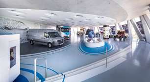 Mercedes-Benz comemora 130 anos dos veículos comerciais com exposição especial