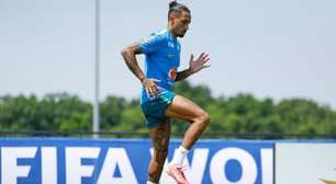 Raphinha segue sem treinar com grupo e desfalca o Brasil contra a Noruega