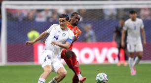 Atacante uzbeque supera astros e leva prêmio de gol mais bonito da 1ª fase da Copa