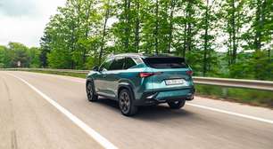 'Nosso' Renault Boreal chega na Europa só um ano depois, mas vira híbrido que faz 20 km/l por lá